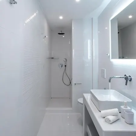 Lägenhetshotell Aeri & 4*